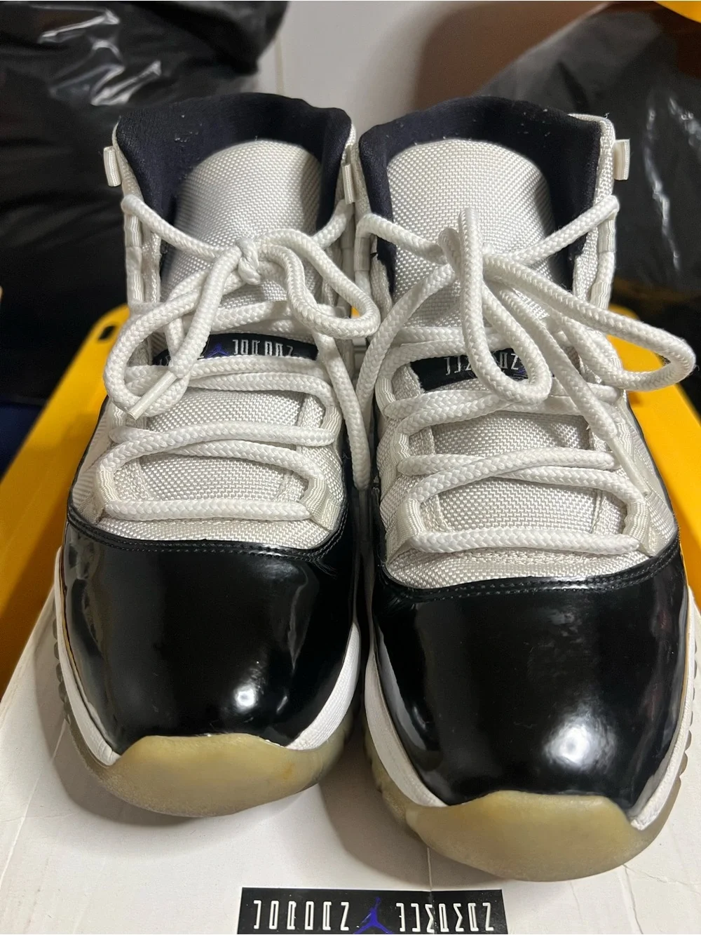 Air Jordan retro concord 11 2011 size 10.5